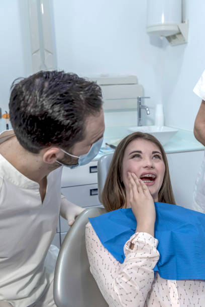 Best Broken or Cracked Tooth Emergency Dentist in Hillsborough, CA